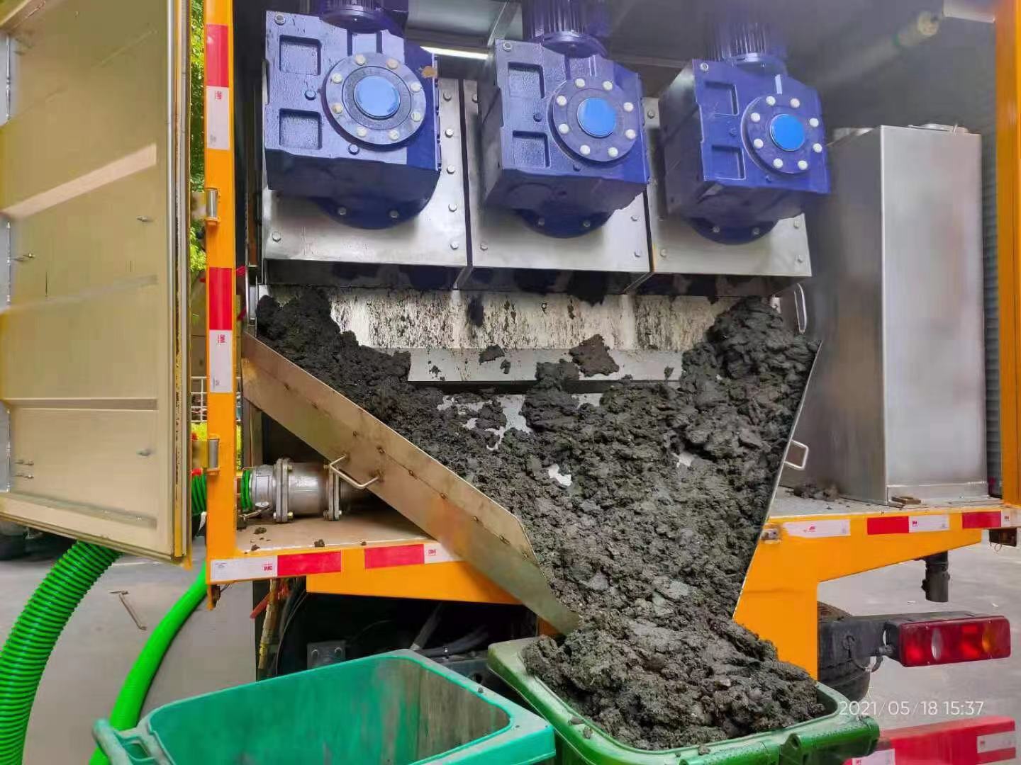 提蒙乡化粪池清掏城市维护站-泥浆净化干湿分离处理